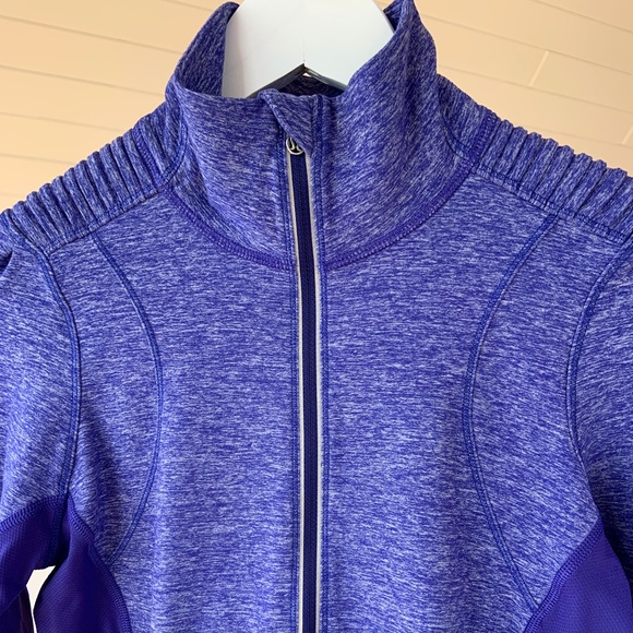 Lululemon Zip Up Long Sleeve - Picture 2 of 11